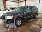Lansing, MI에서 판매 중인 2014 Chrysler Town & Country Touring   - Front End