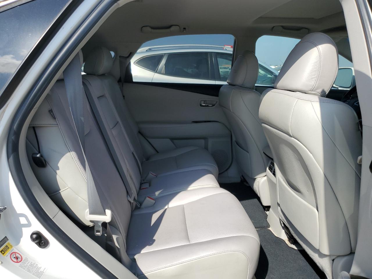 2012 Lexus RX - Image 11