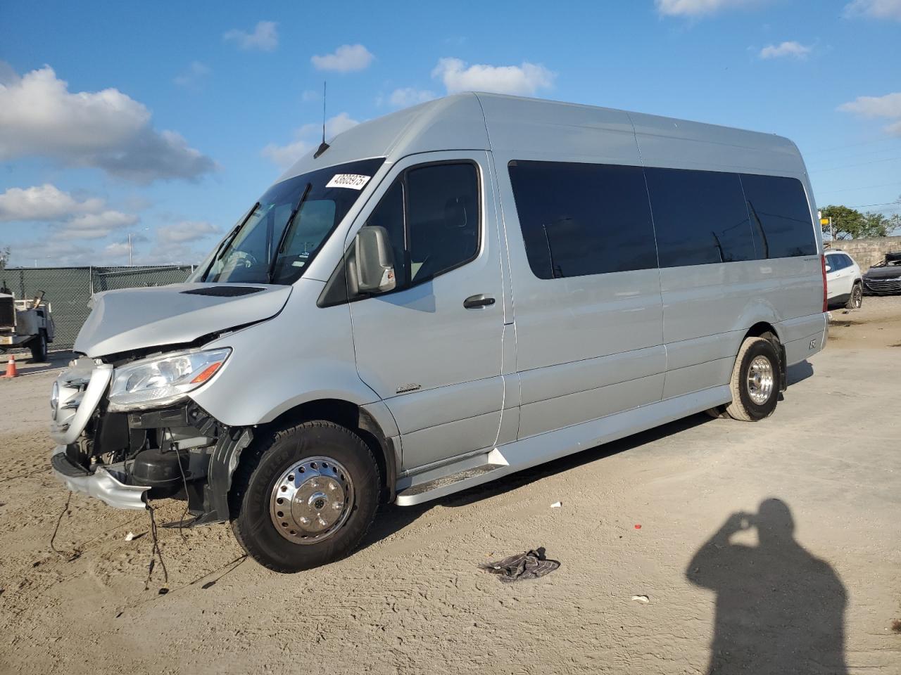 2019 Mercedes-Benz Sprinter - Image 1