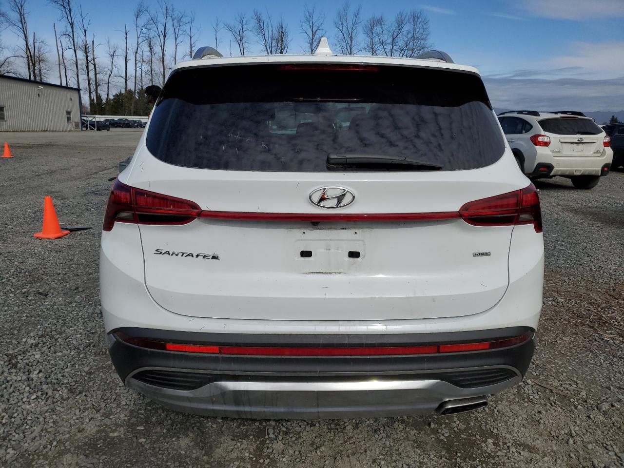 2022 Hyundai Santa Fe - Image 6