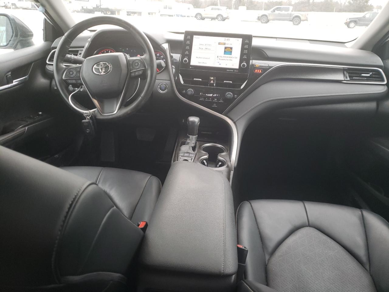 2022 Toyota Camry - Image 8