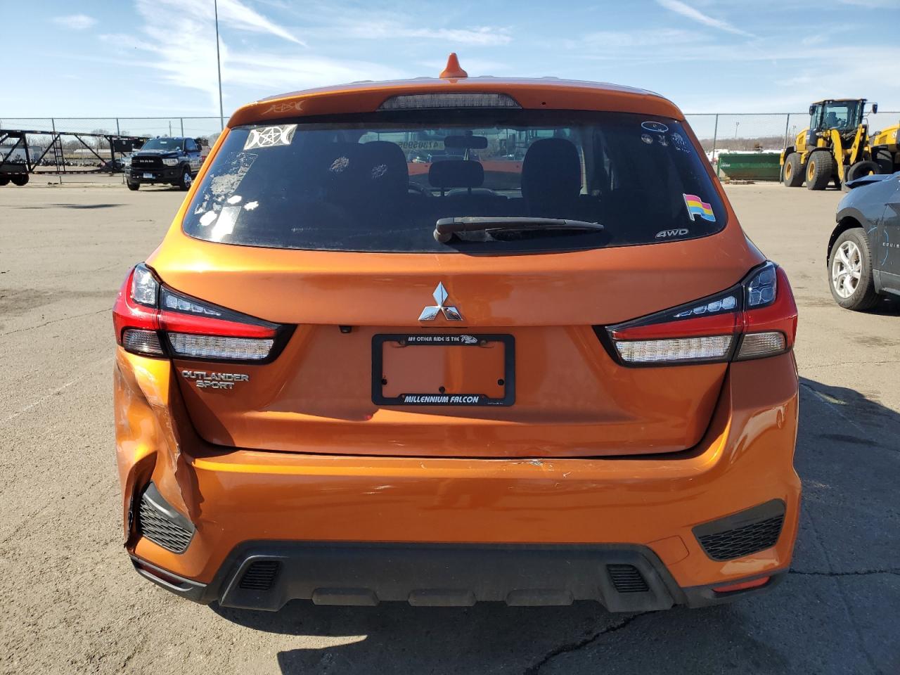 2020 Mitsubishi Outlander - Image 6