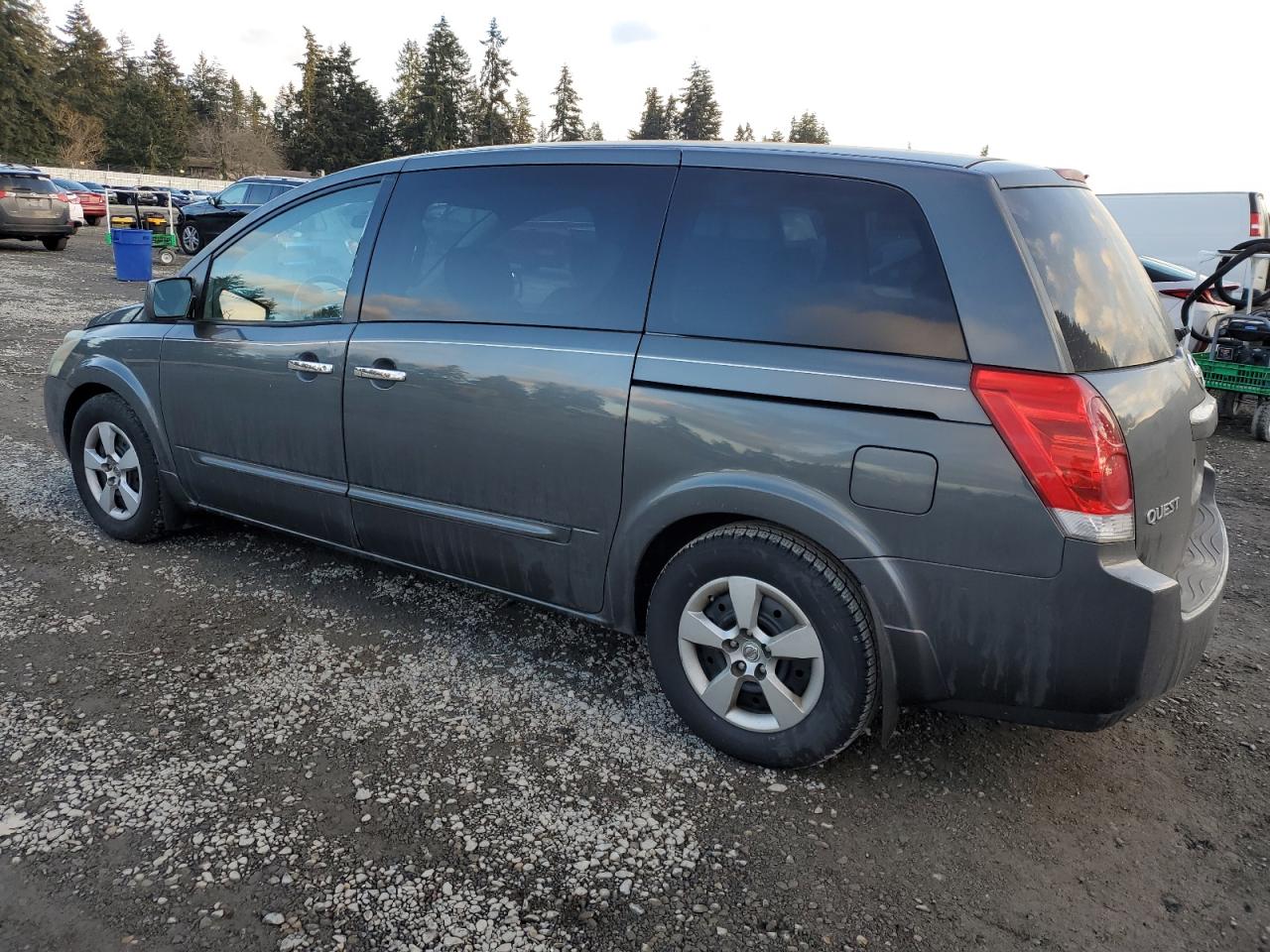 2008 Nissan Quest - Image 2