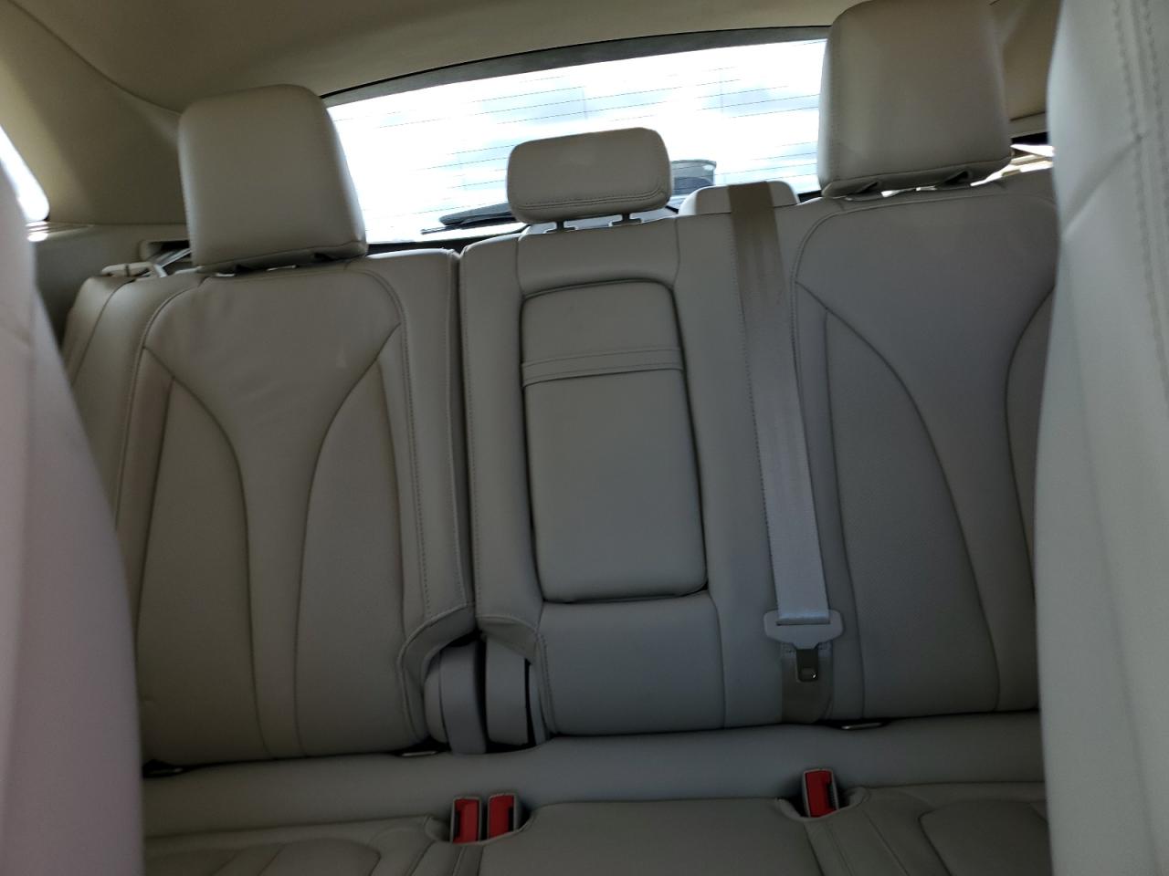 2019 Lincoln MKC - Image 10