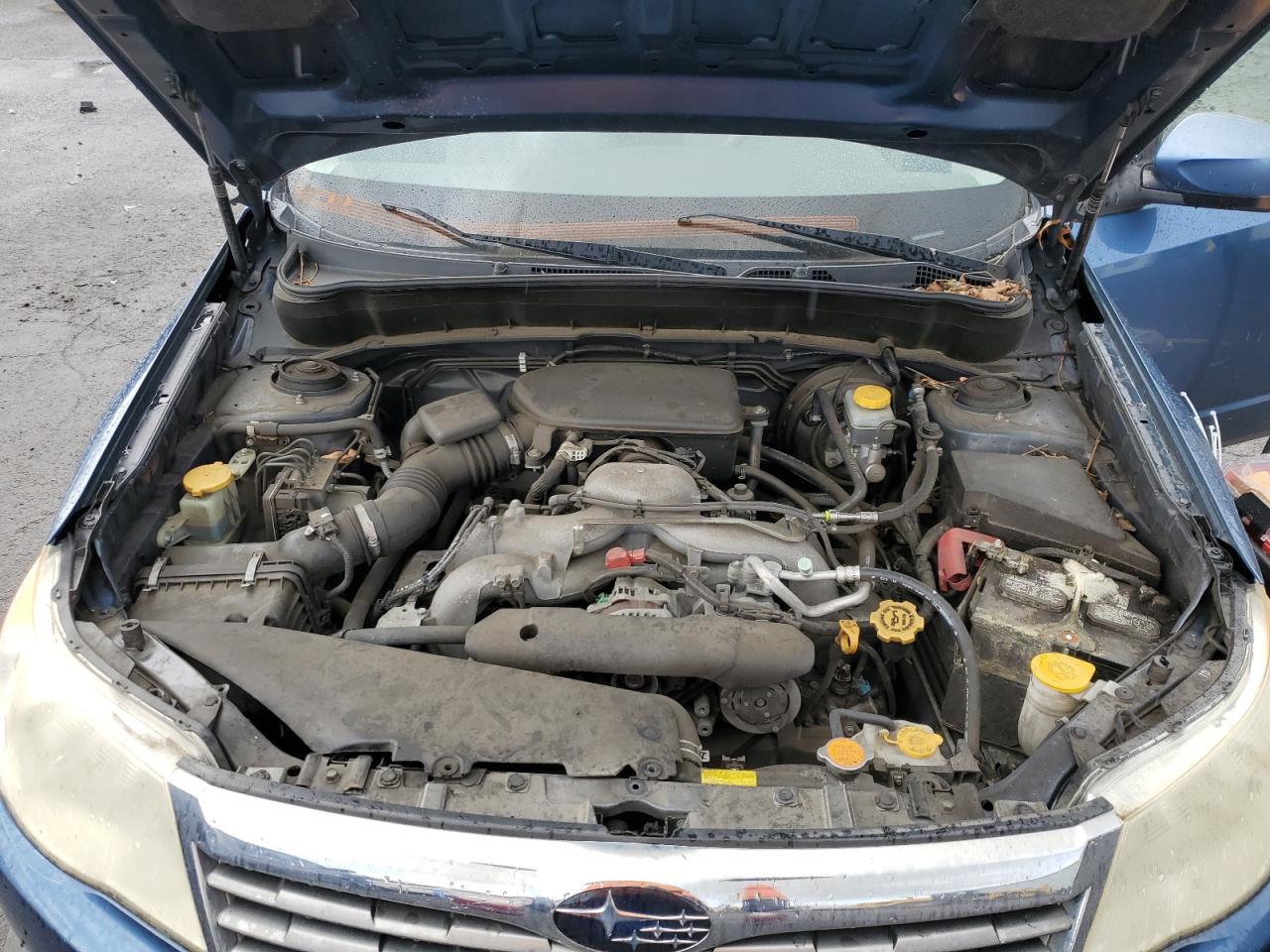 2010 Subaru Forester - Image 12
