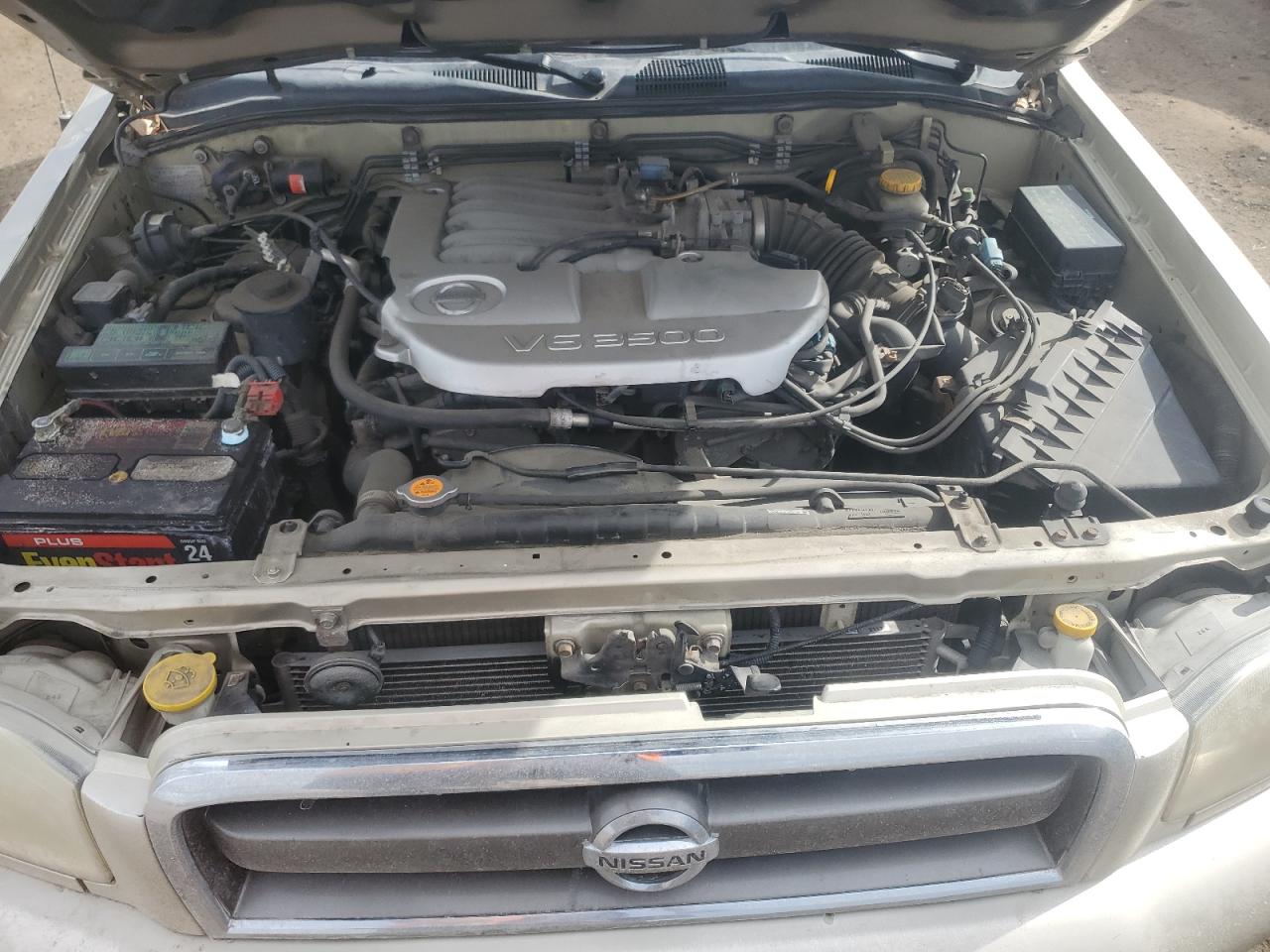 2002 Nissan Pathfinder - Image 14