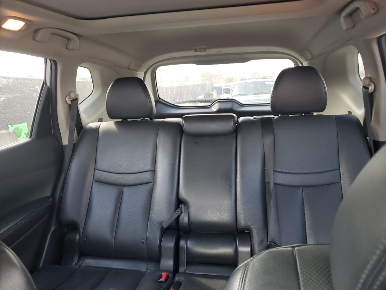 2014 Nissan Rogue - Image 10