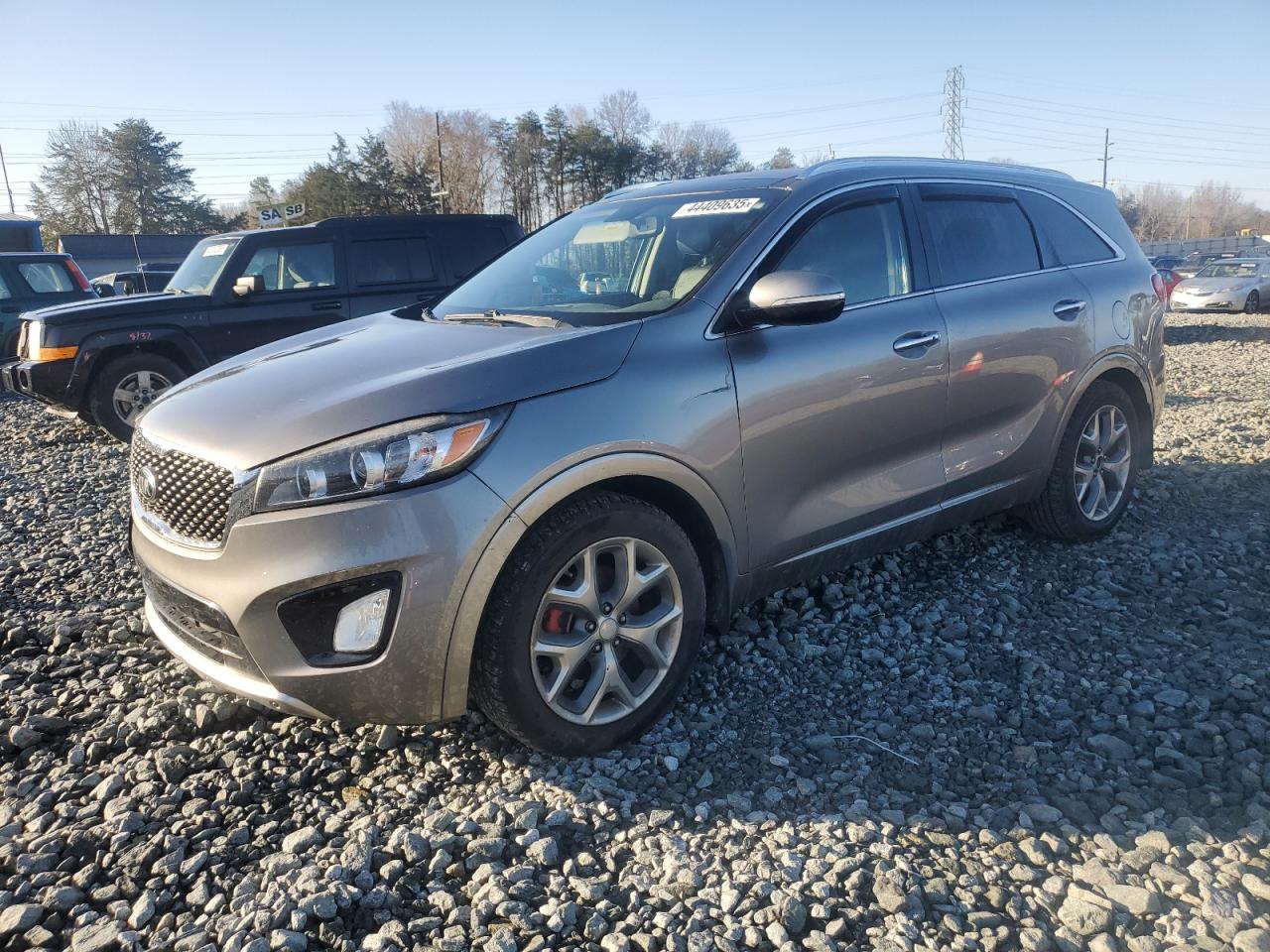 2016 Kia Sorento - Image 1