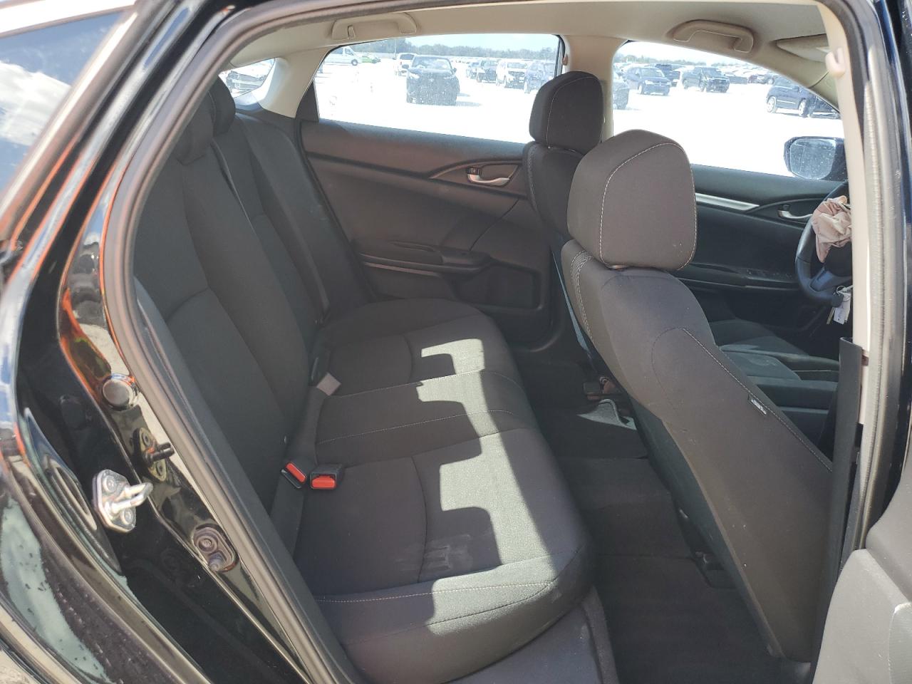 2018 Honda Civic - Image 11