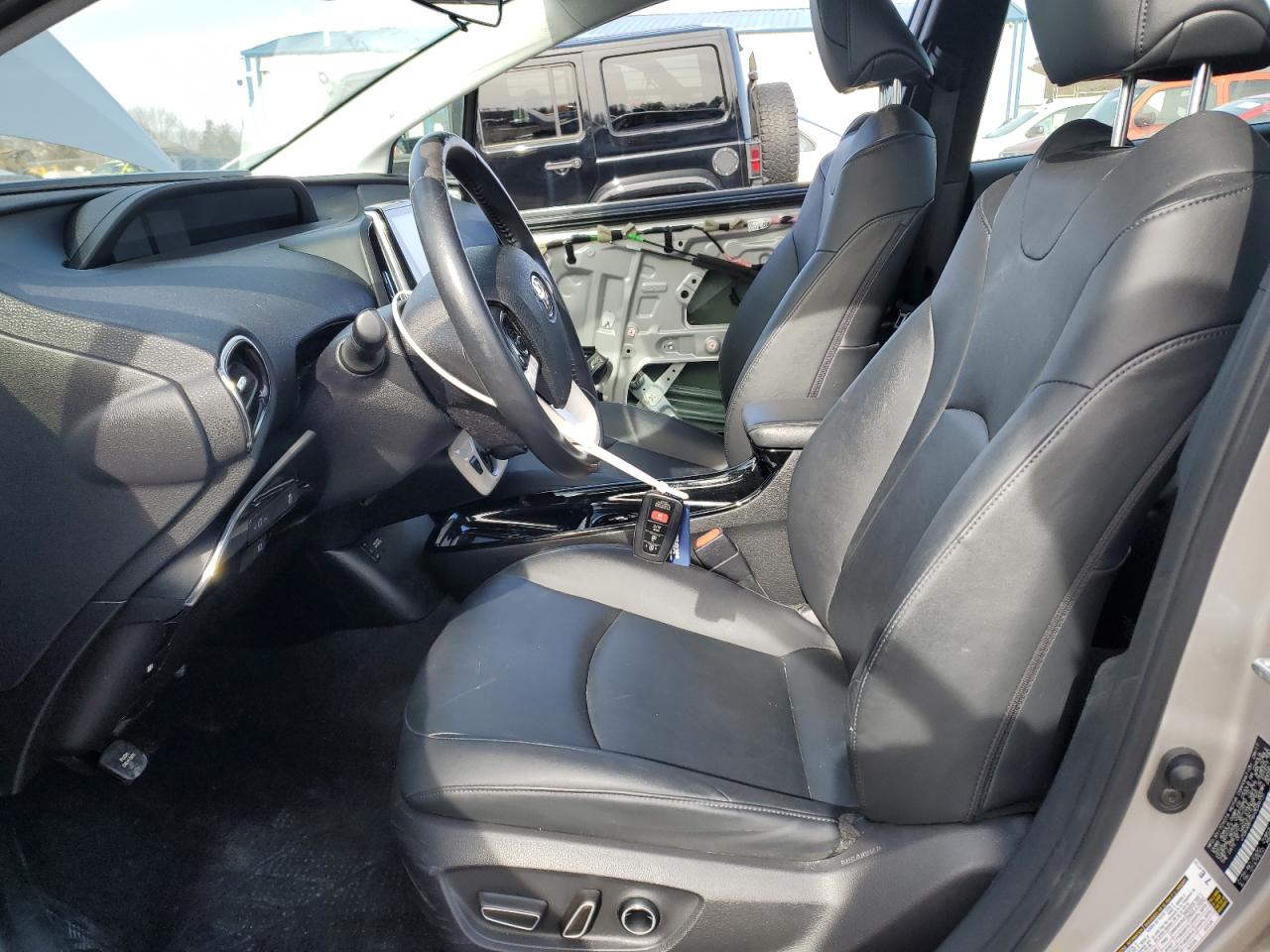 2017 Toyota Prius - Image 7