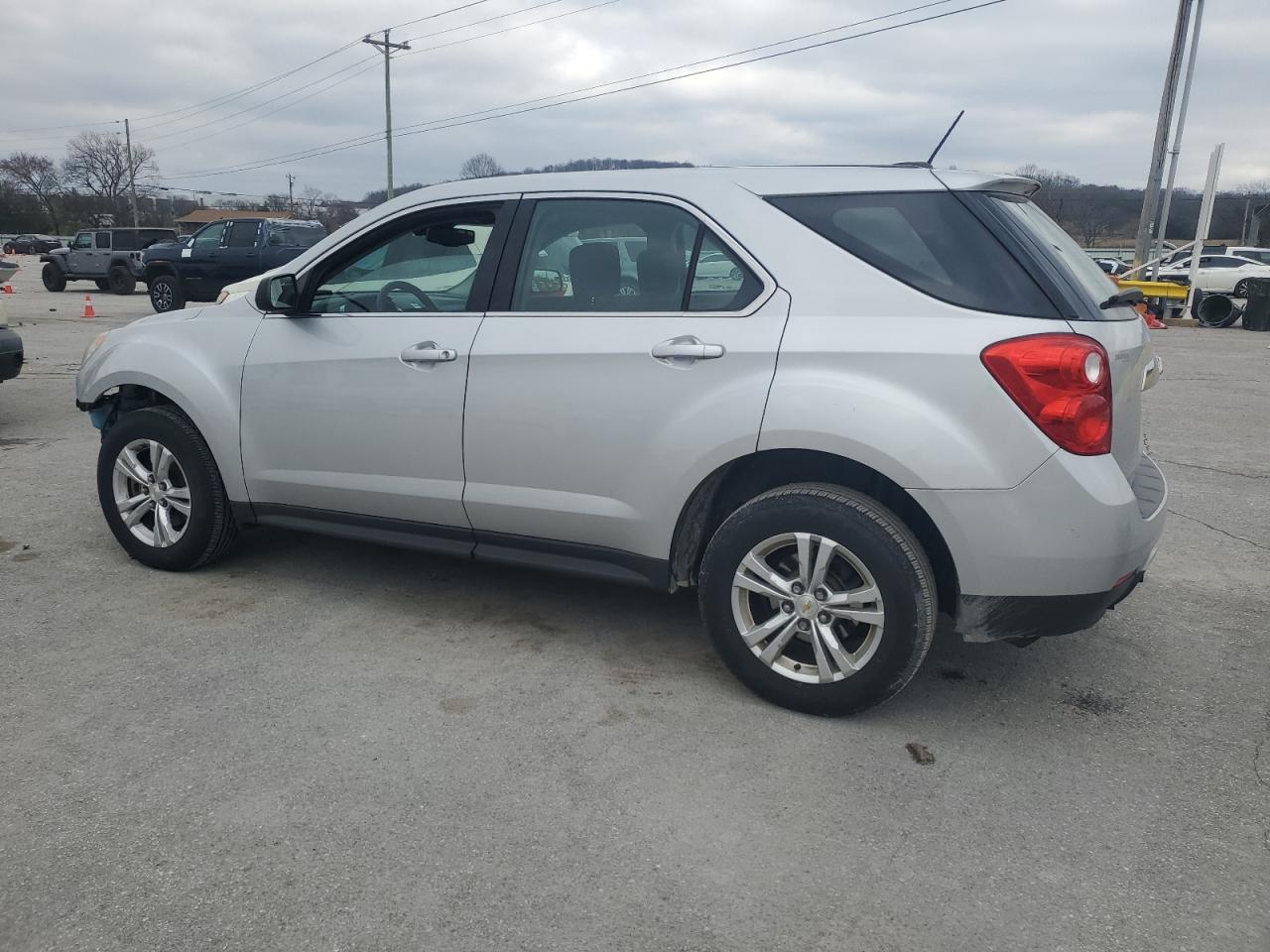 2015 Chevrolet Equinox - Image 2