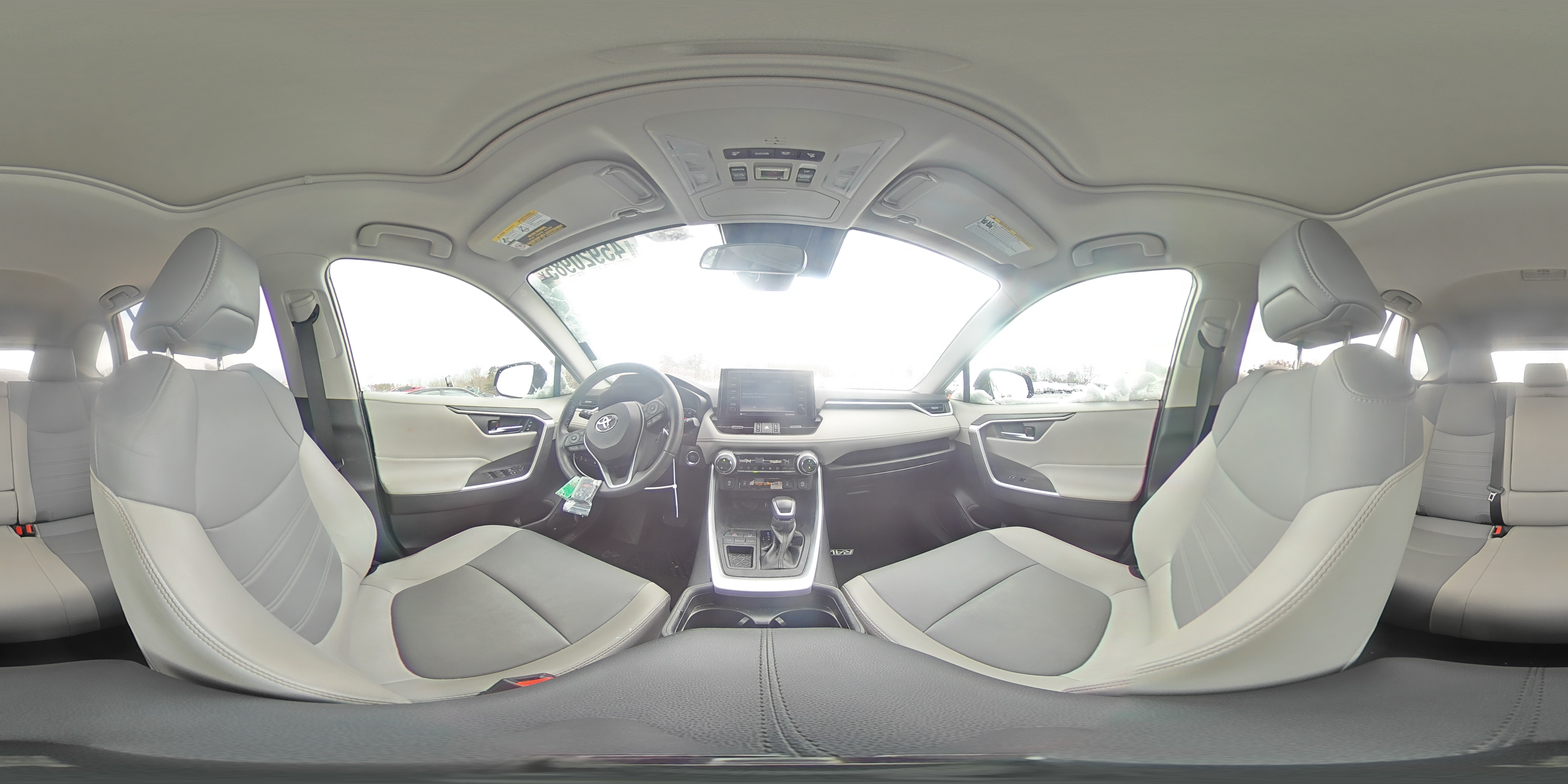 2021 Toyota RAV 4 - Image 13