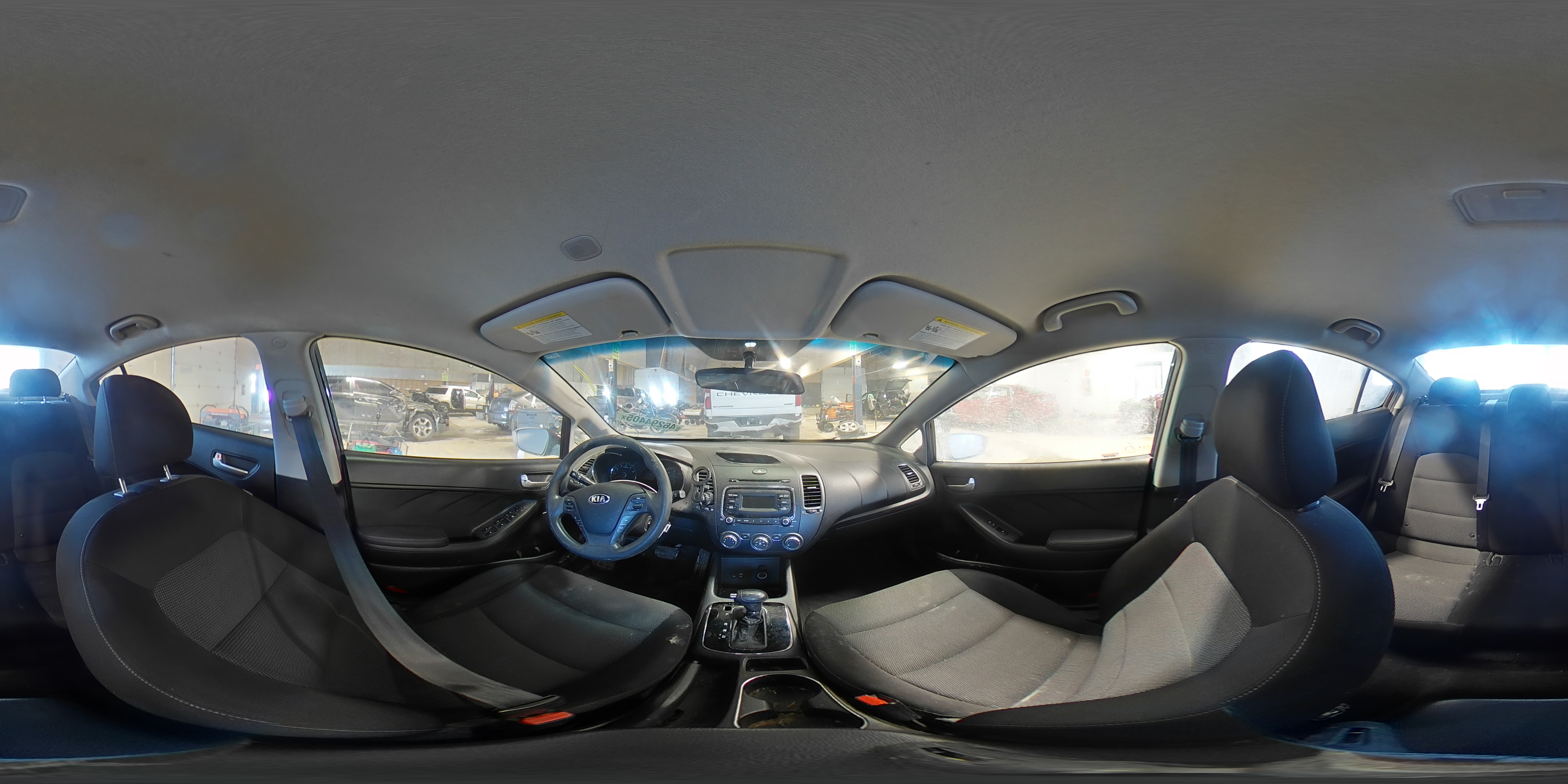 2017 Kia Forte - Image 12