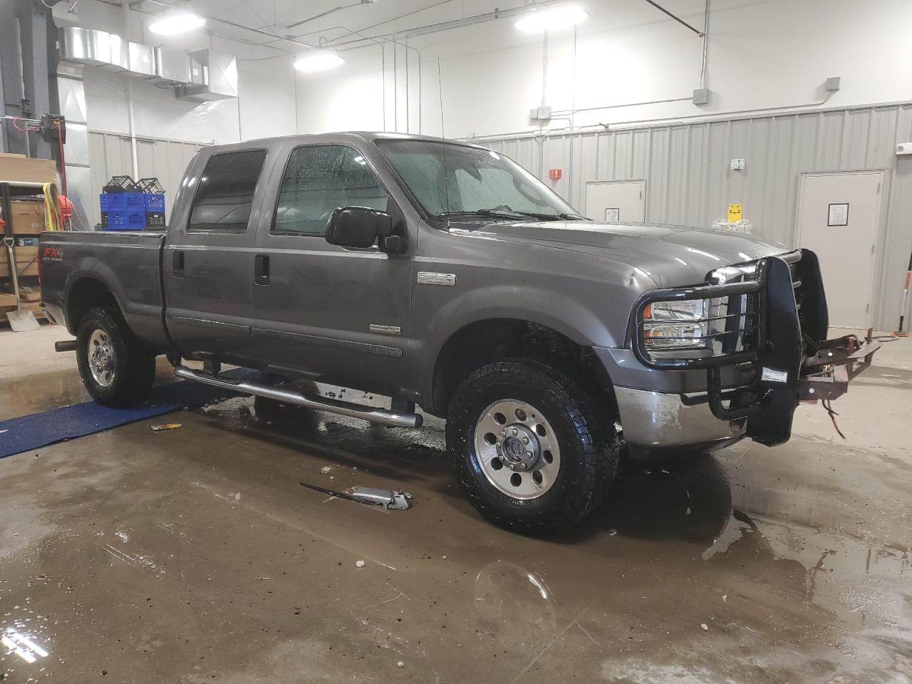 2006 Ford F250 - Image 4