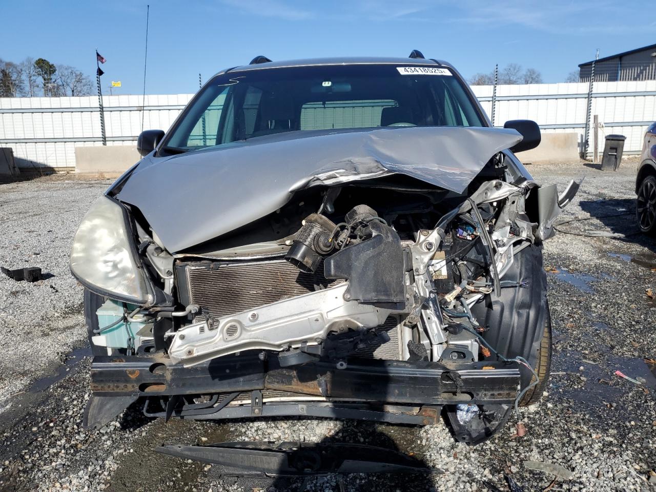 2008 Toyota Sienna - Image 5