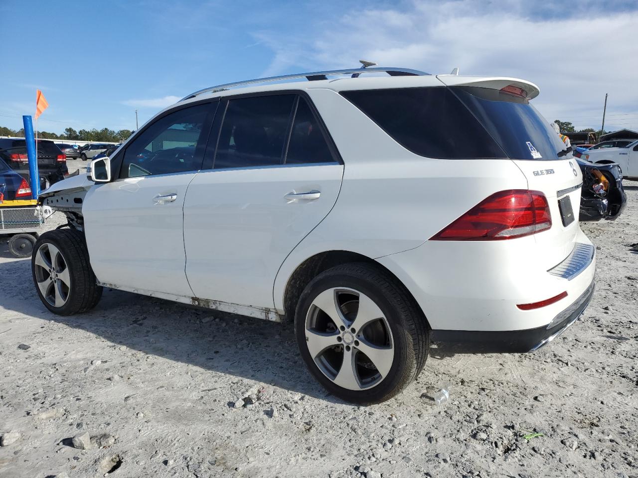 2017 Mercedes-Benz GLE - Image 2
