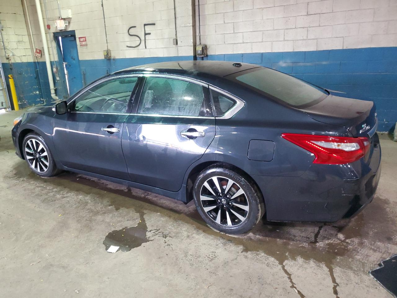 2018 Nissan Altima - Image 2
