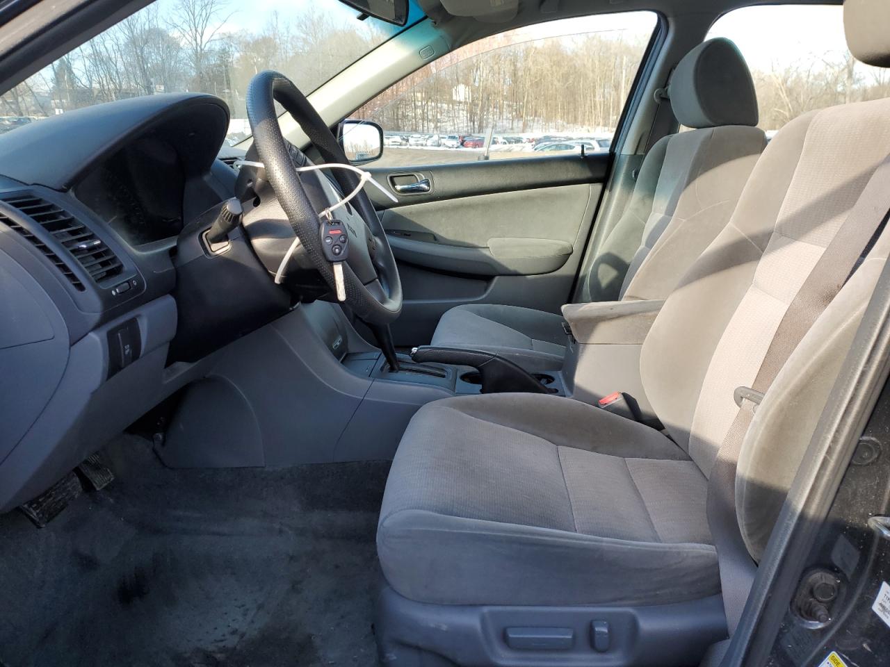 2005 Honda Accord - Image 7