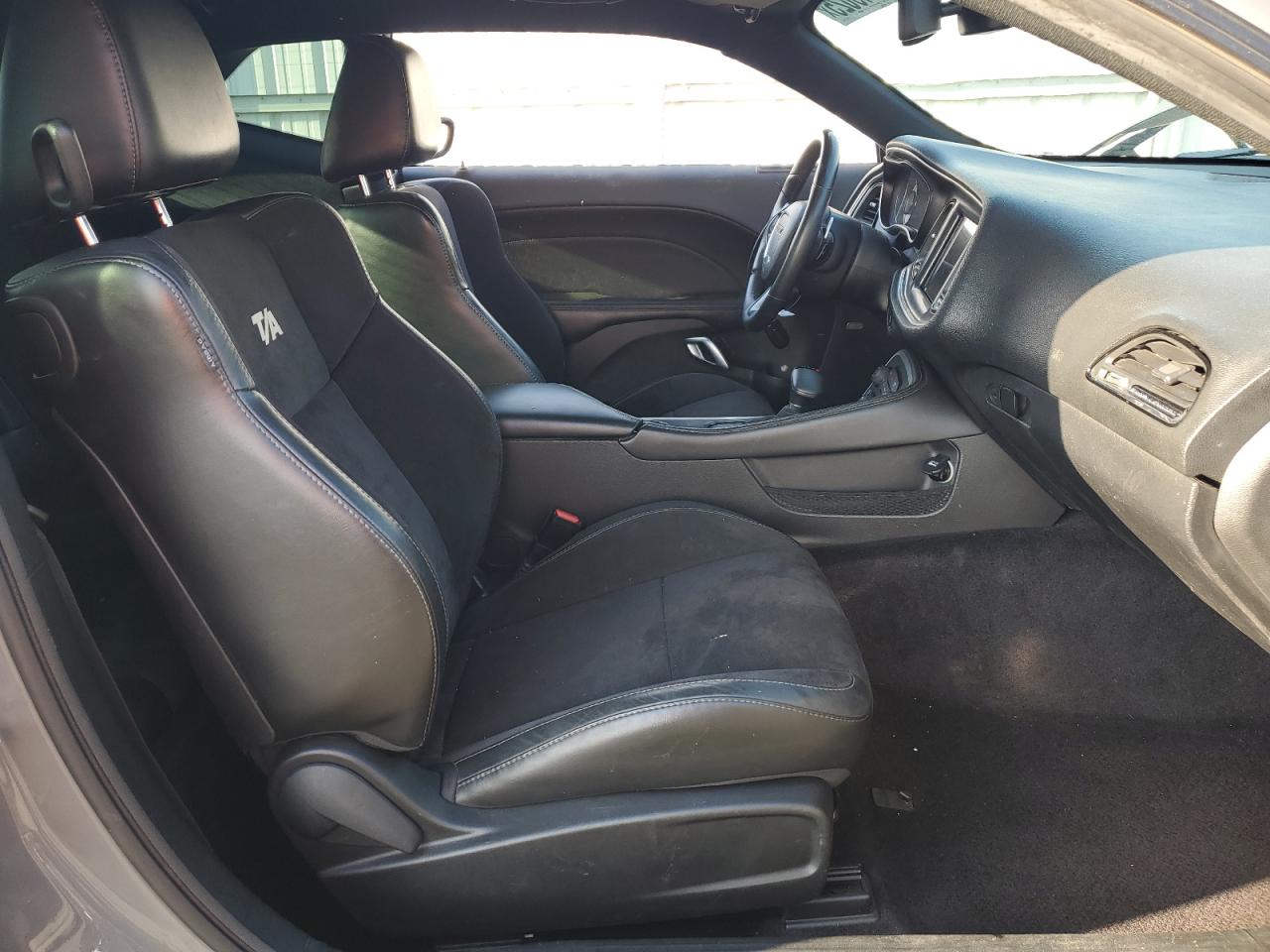 2018 Dodge Challenger - Image 7