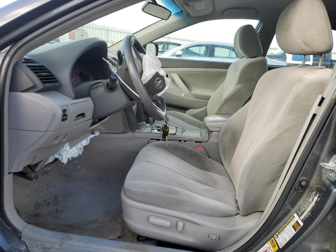 2010 Toyota Camry - Image 7
