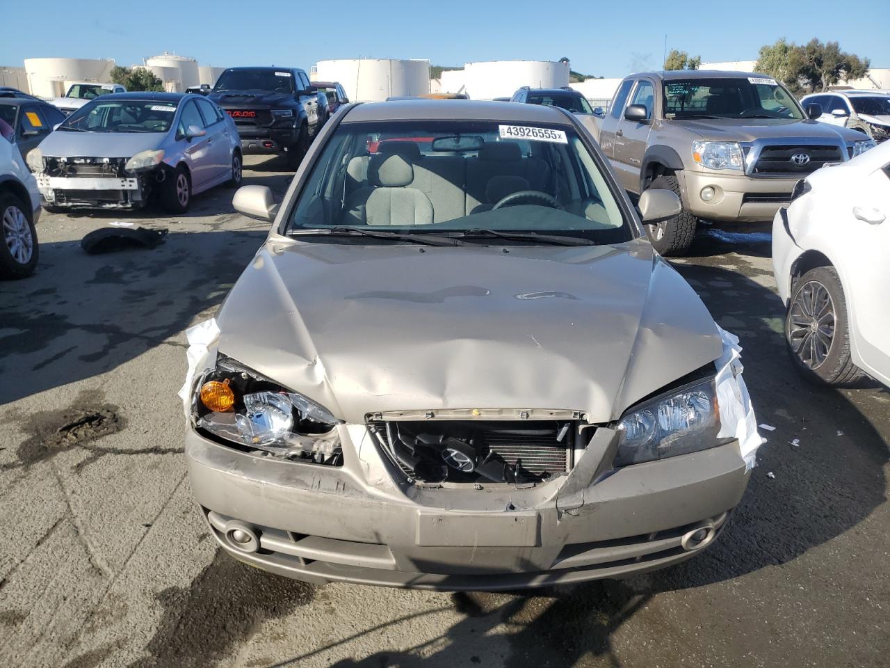 2005 Hyundai Elantra - Image 5