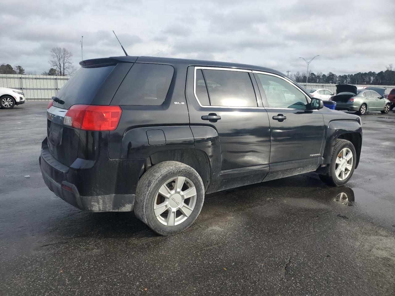 2012 GMC Terrain - Image 3