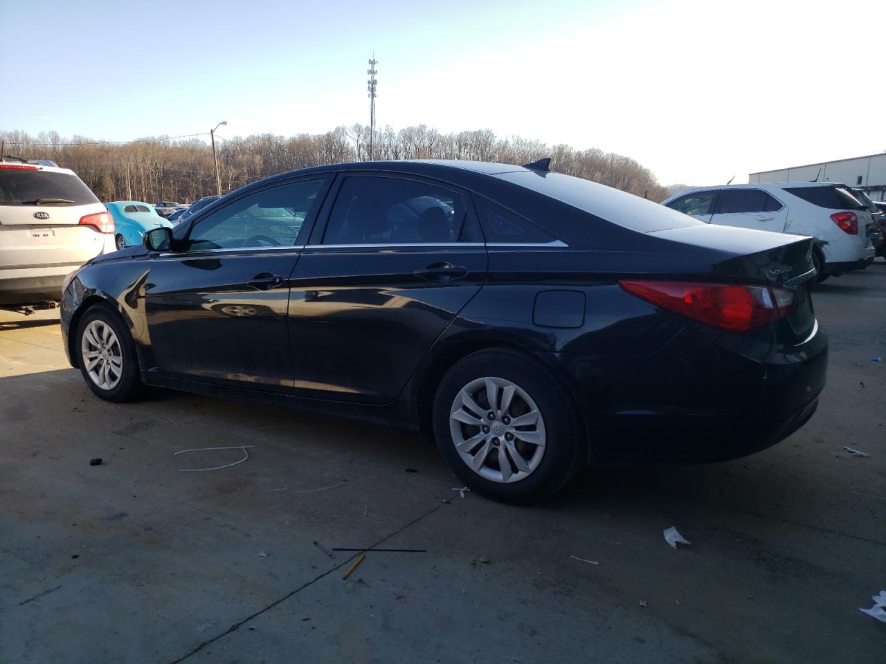 2013 Hyundai Sonata - Image 2