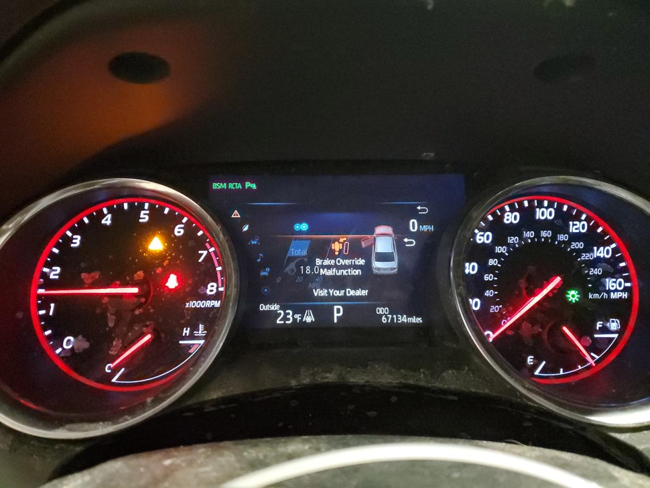 2018 Toyota Camry - Image 9
