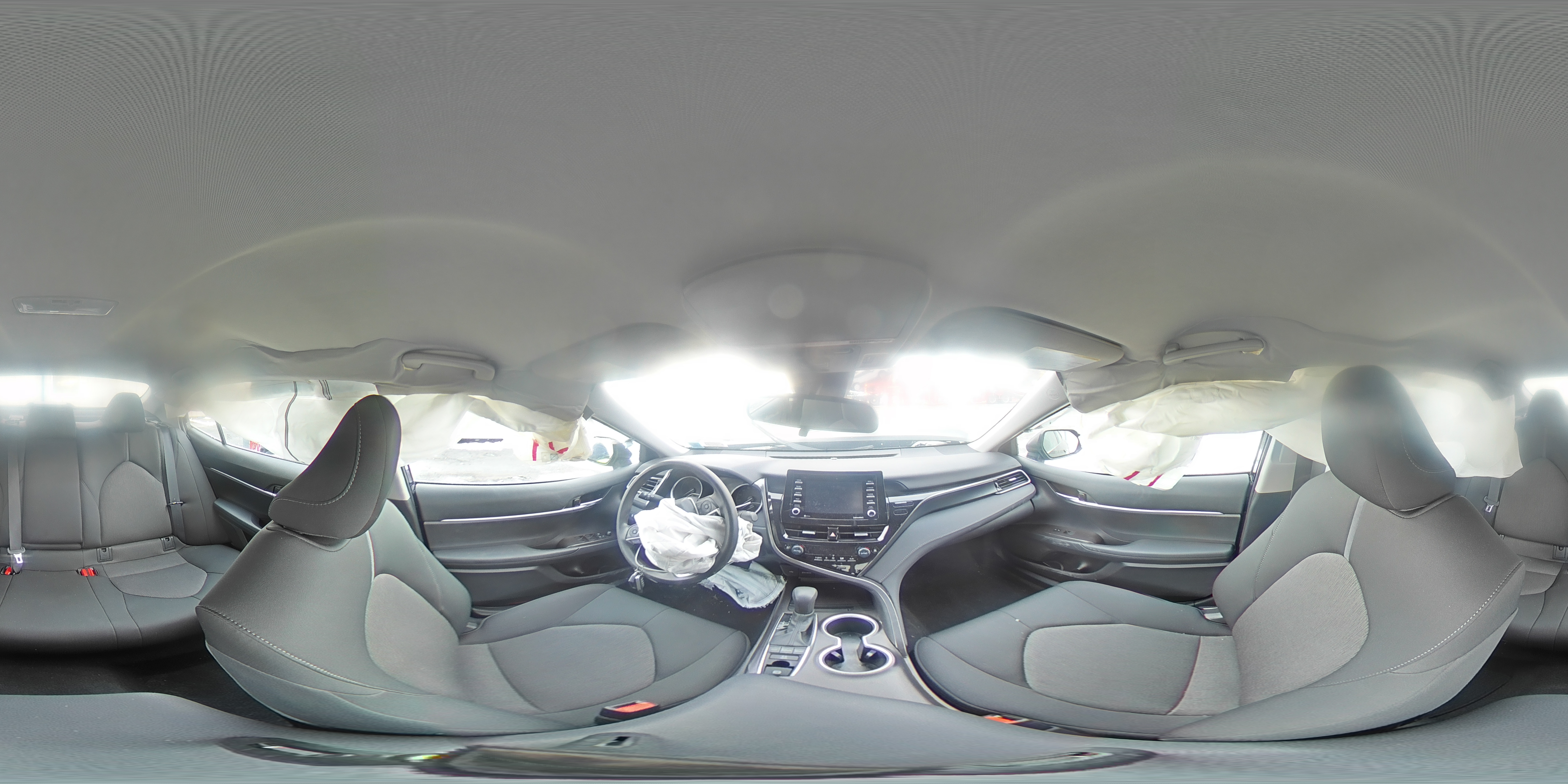 2022 Toyota Camry - Image 13