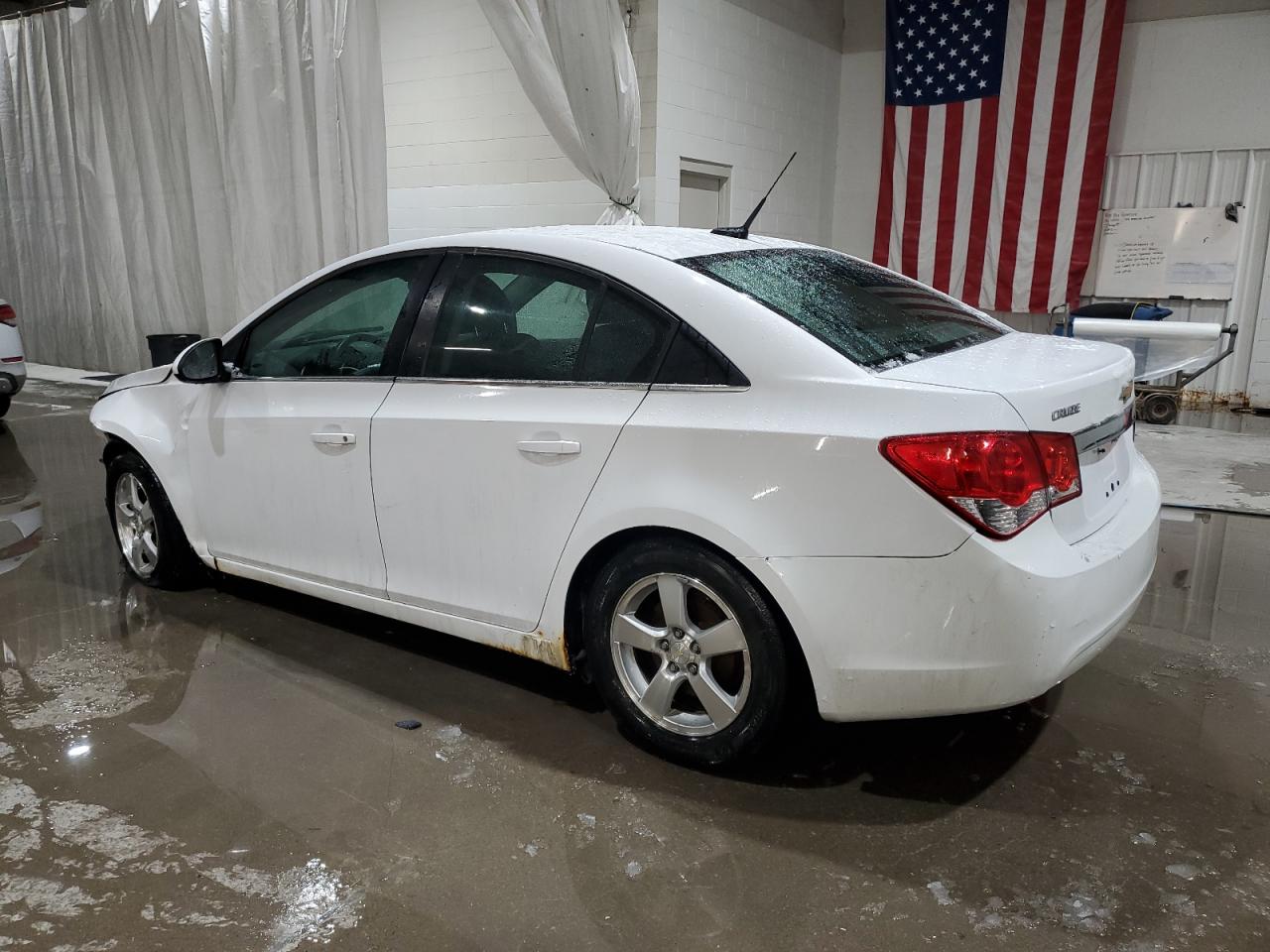 2014 Chevrolet Cruze - Image 2