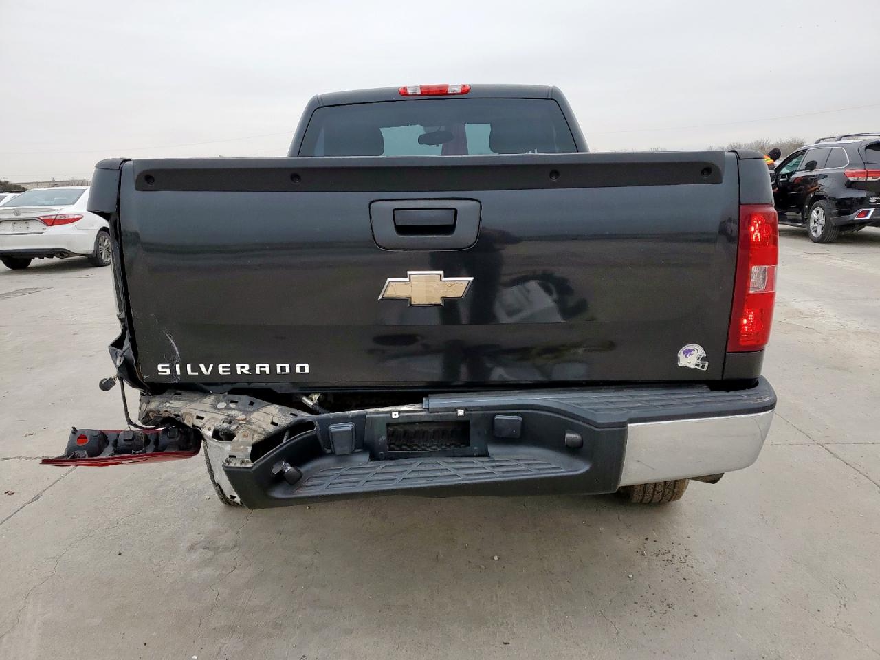 2009 Chevrolet Silverado - Image 6