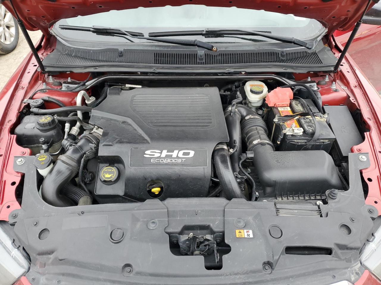 2015 Ford Taurus - Image 11