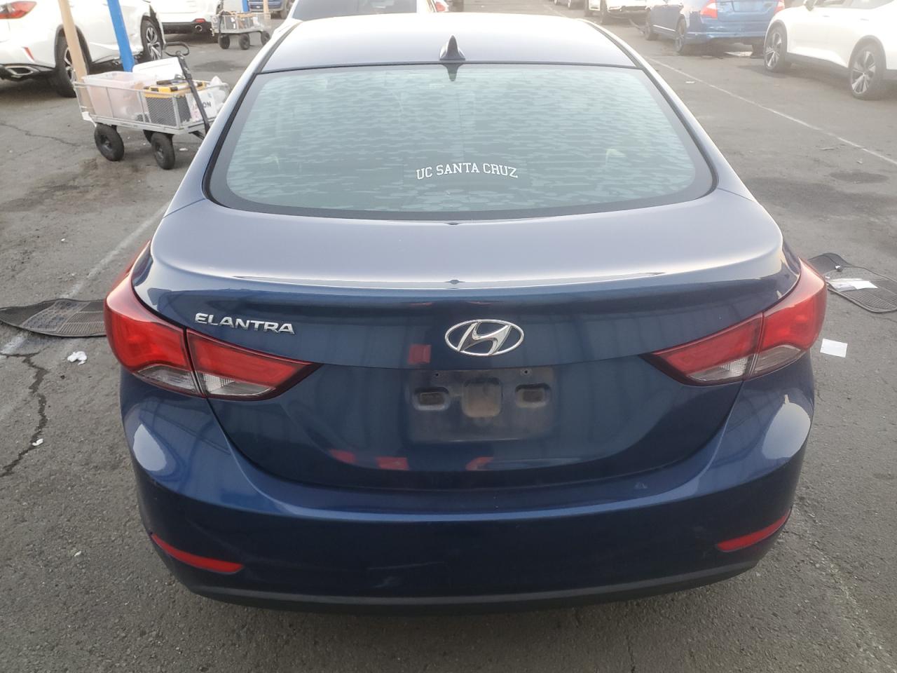 2015 Hyundai Elantra - Image 6