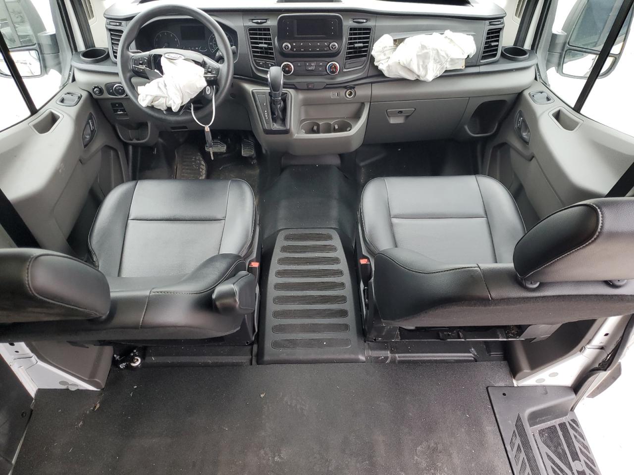 2023 Ford Transit - Image 8
