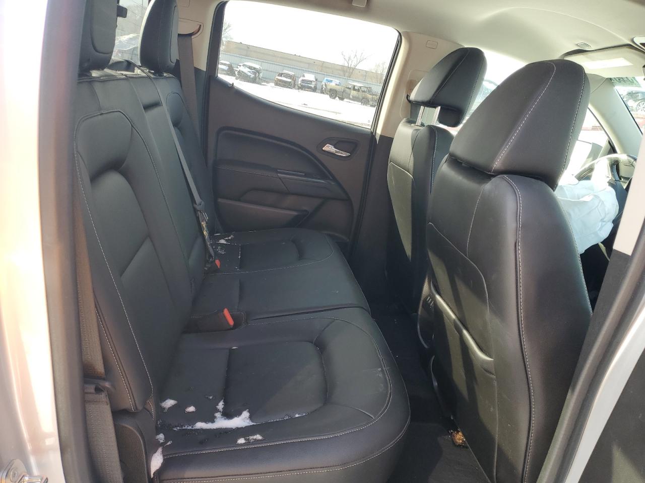 2016 GMC Canyon - Image 11