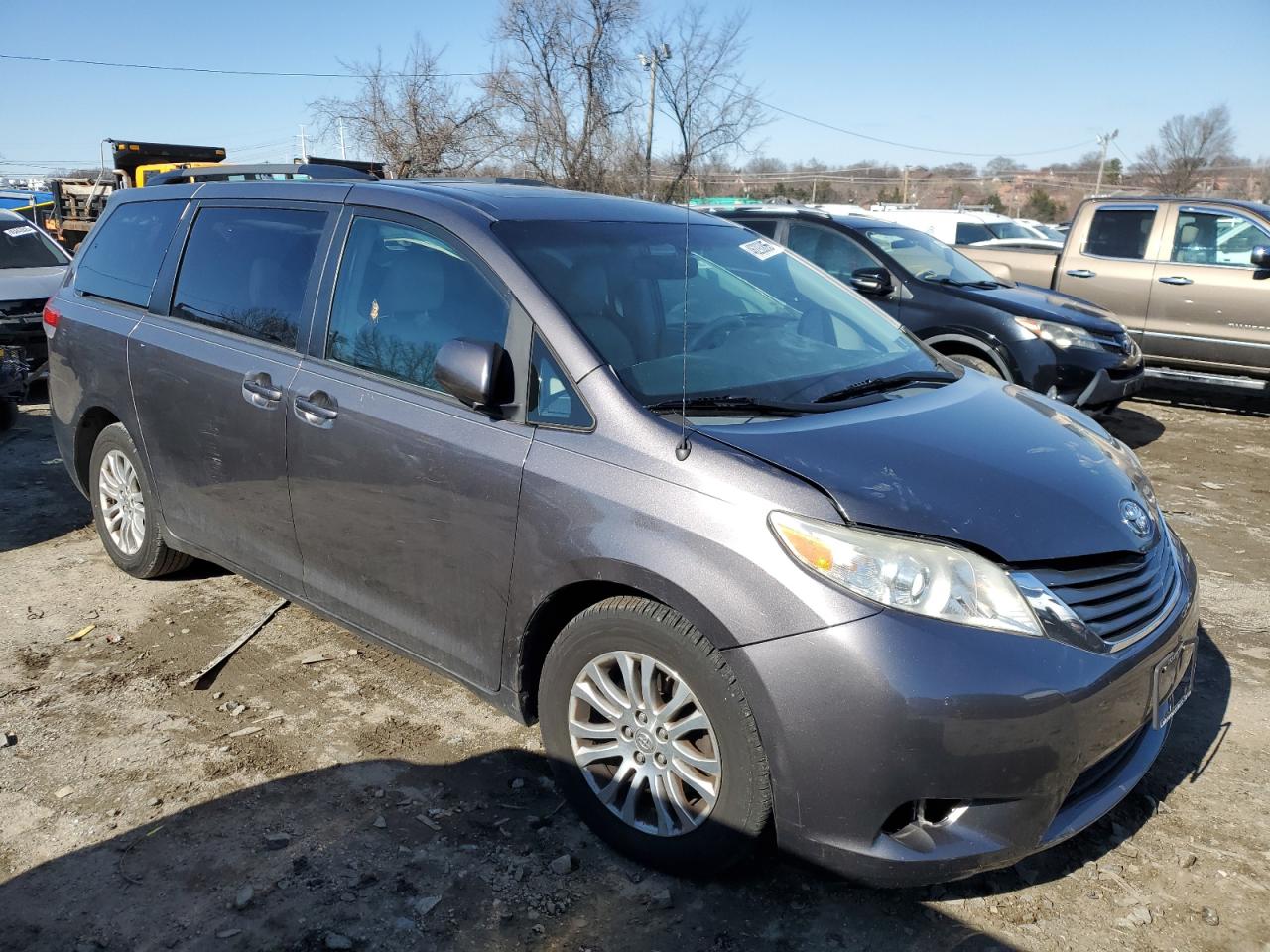 2014 Toyota Sienna - Image 4