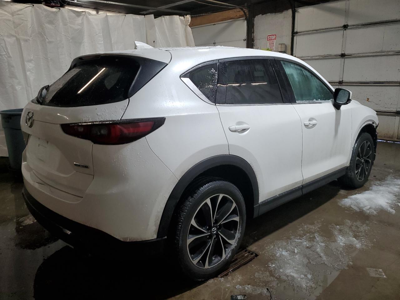 2022 Mazda CX-5 - Image 3