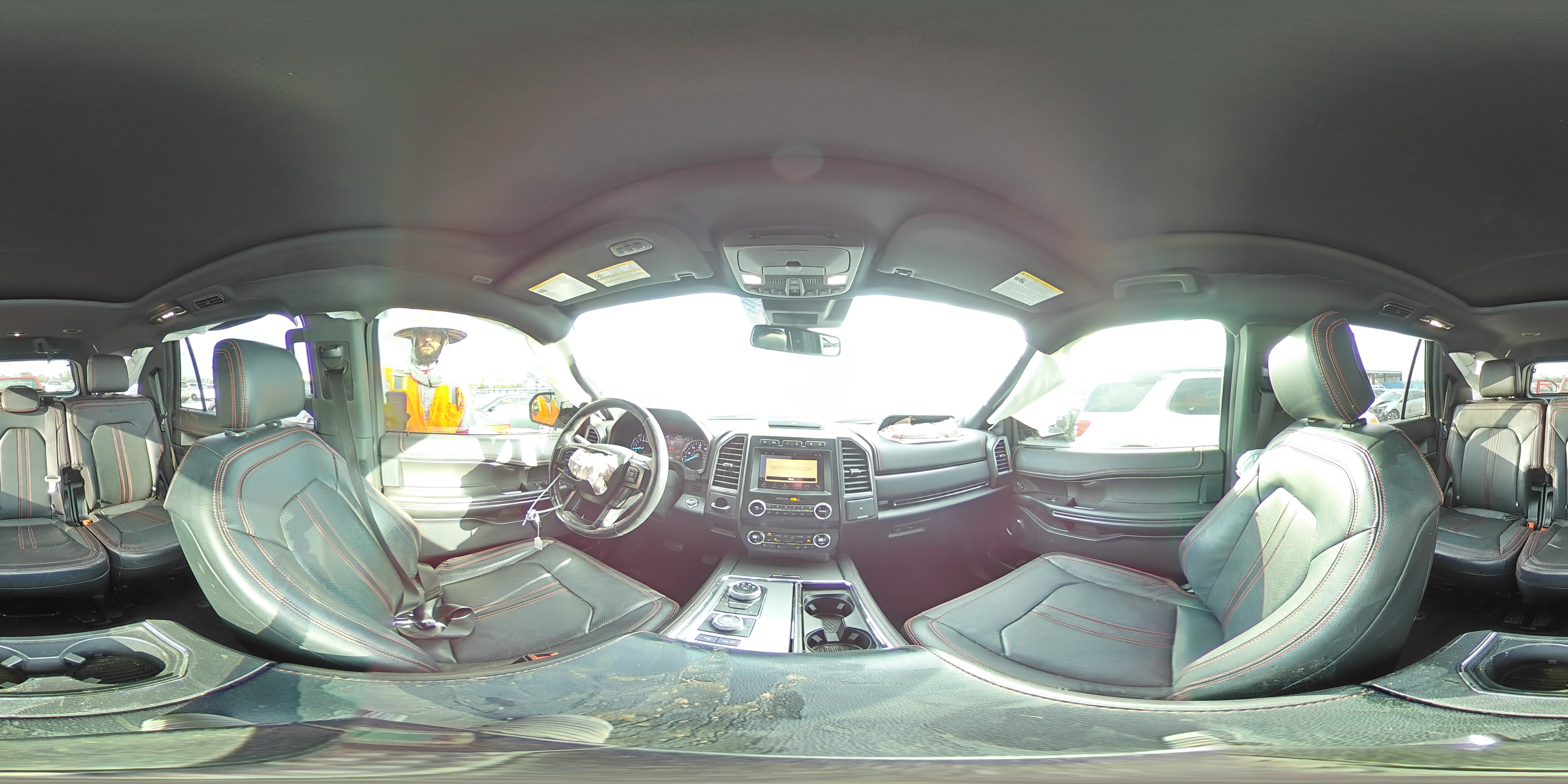 2019 Ford Expedition - Image 13