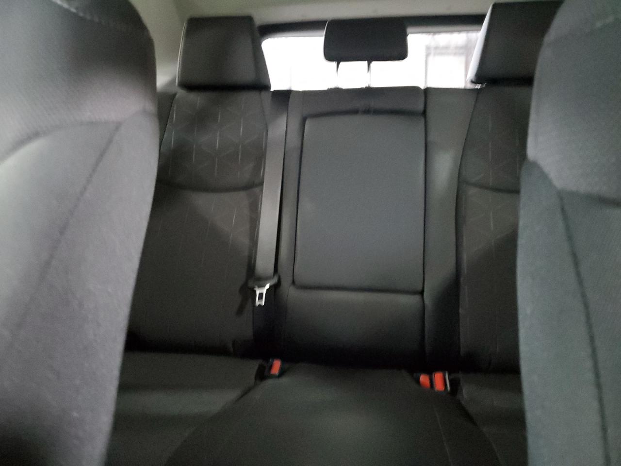 2024 Toyota RAV 4 - Image 10