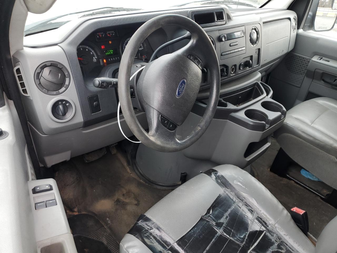 2011 Ford Econoline - Image 8