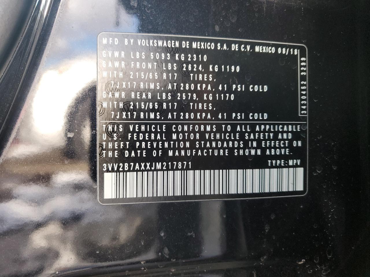 2018 Volkswagen Tiguan - Image 13