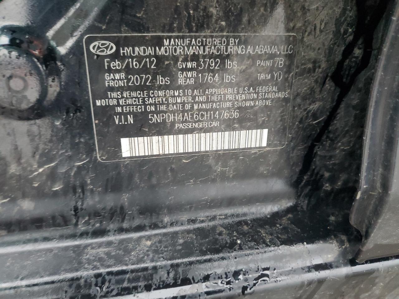 2012 Hyundai Elantra - Image 14