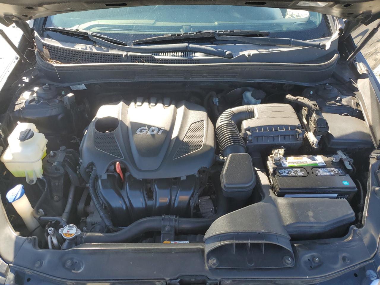 2013 Hyundai Sonata - Image 11