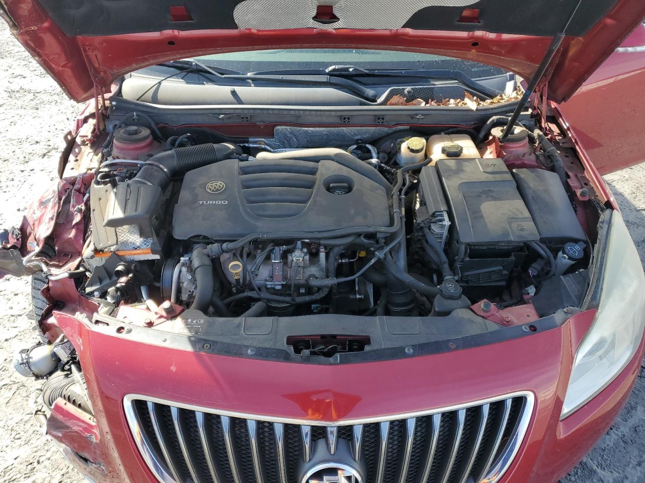 2013 Buick Regal - Image 12