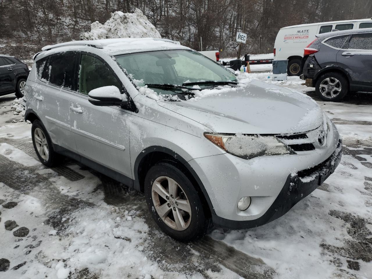 2013 Toyota RAV 4 - Image 4