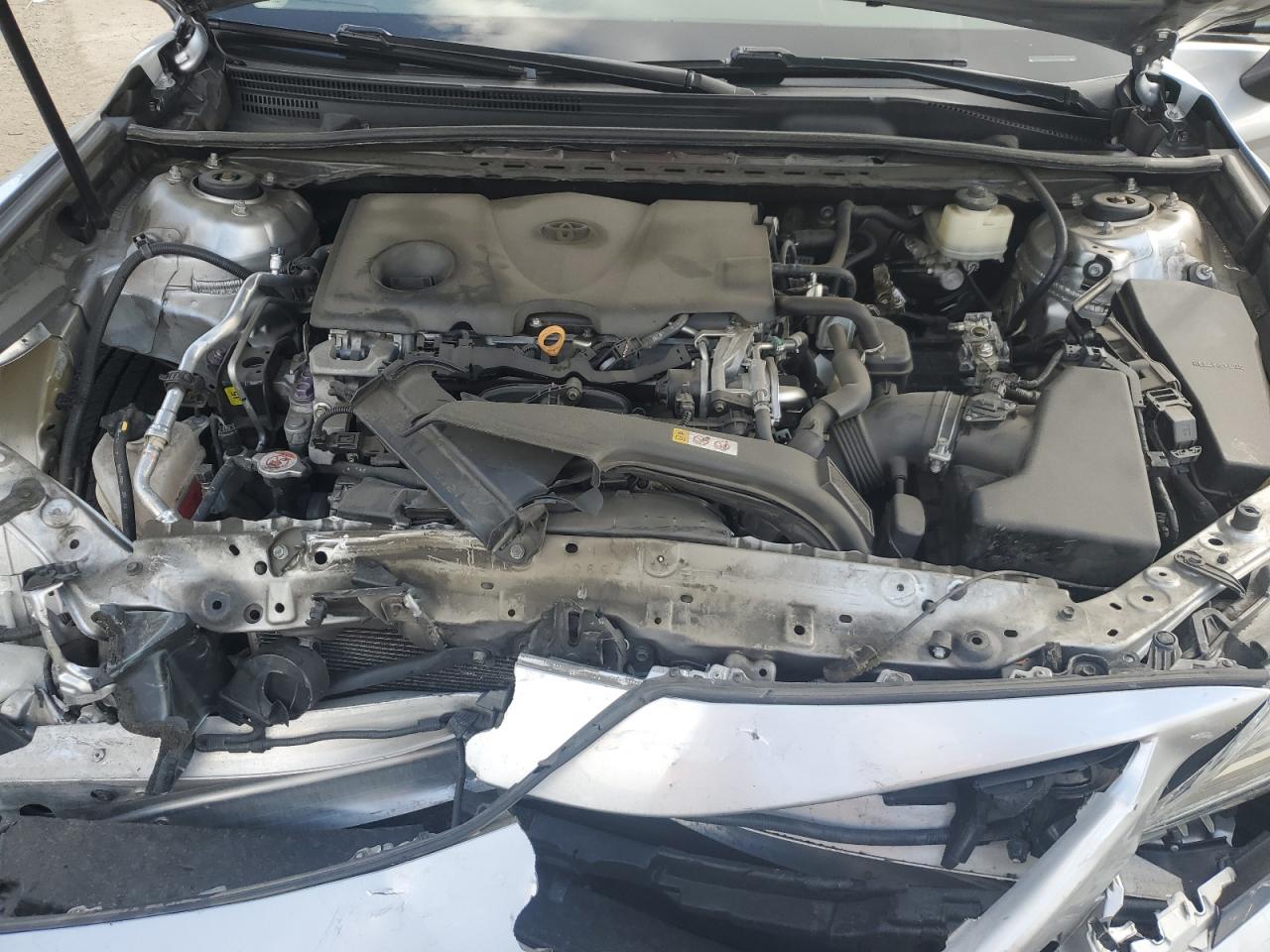 2018 Toyota Camry - Image 12