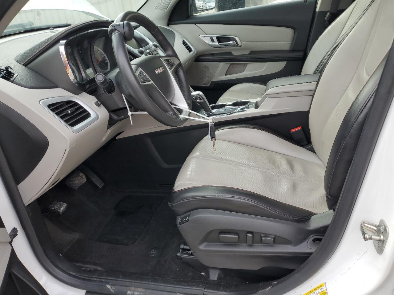 2014 GMC Terrain - Image 7