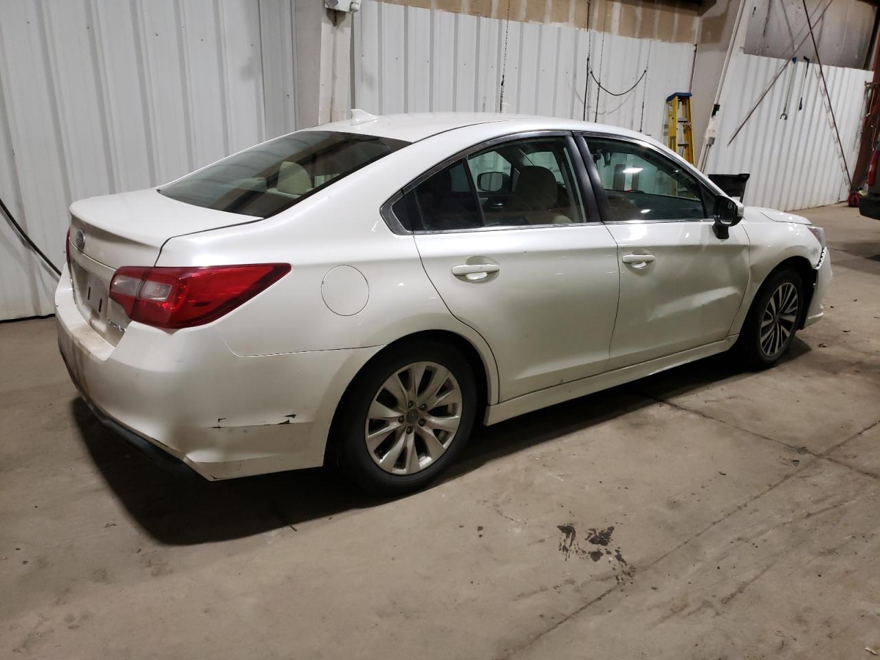 2018 Subaru Legacy - Image 3