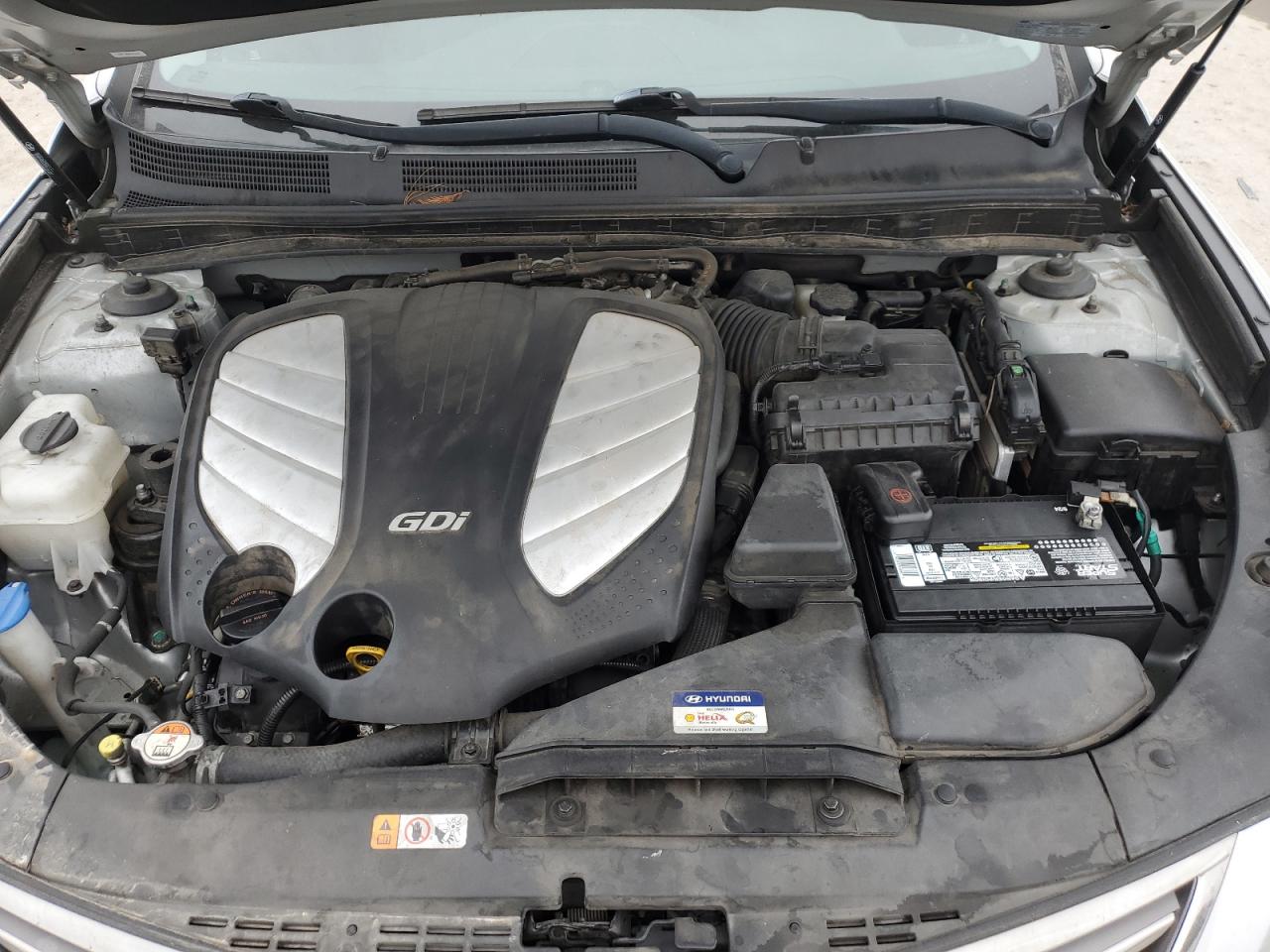 2016 Hyundai Azera - Image 11