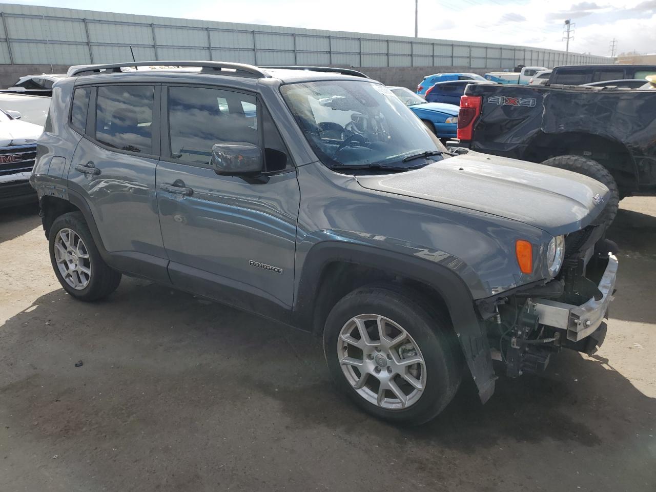 2021 Jeep Renegade - Image 4